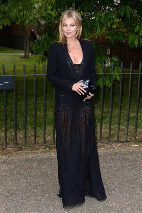 Los Vestidos De Fiesta Más Icónicos De Kate Moss Ya Están En Zara