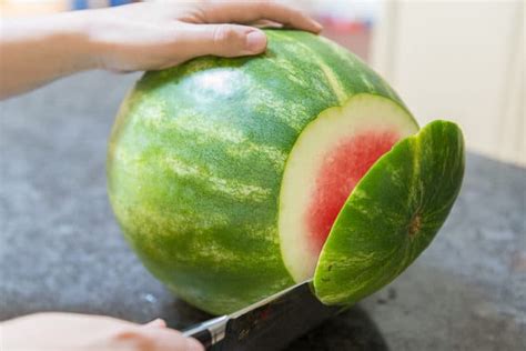 How To Cut A Watermelon Its So Easy This Way