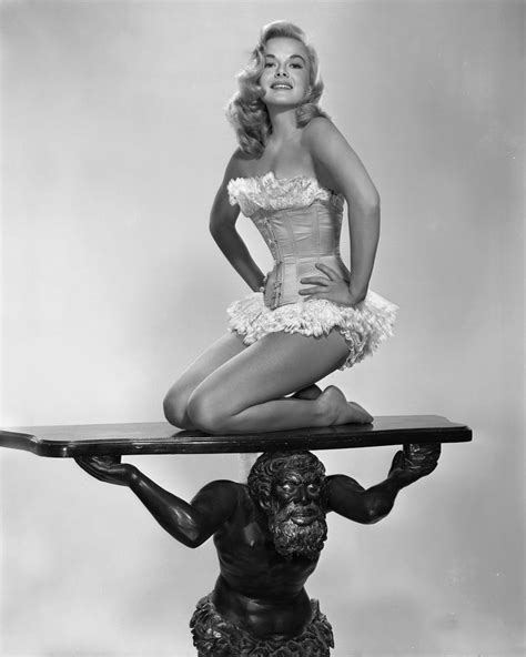 Picture Of Leslie Parrish