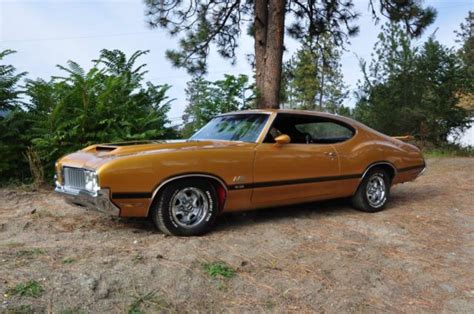 Seller Of Classic Cars 1970 Oldsmobile 442 Nugget Goldblack