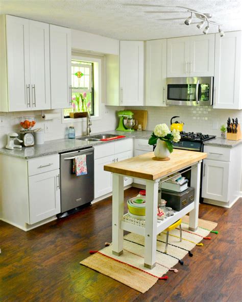 White Retro Kitchen With Small Wood Island And Vintage Accessories Hgtv