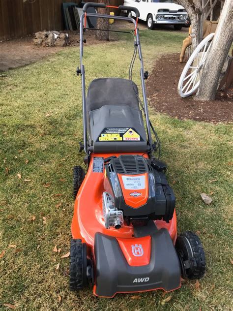 2019 Husqvarna Lc221ah Awd Self Propelled Walk Behind Mowers Ronmowers