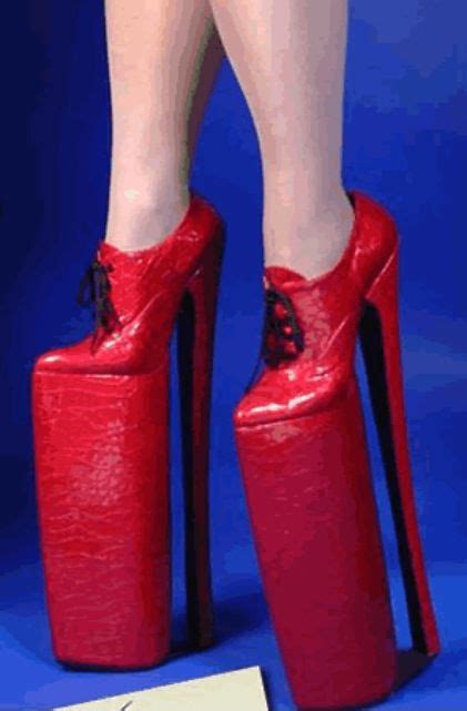 These High Heel Shoes Are The Highest Shoes Ive Ever Seen I Wouldnt