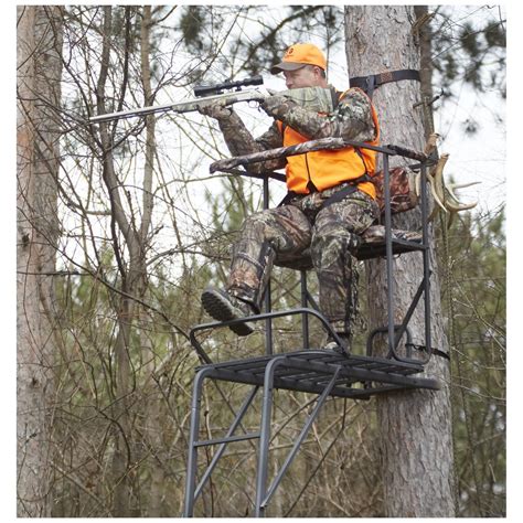 Staying Safe While Hunting From A Tree Stand Review Tips