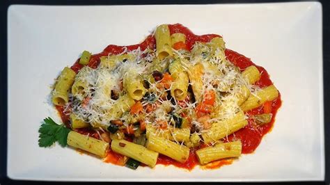 Recetas de cocina casera > recetas de pasta. Receta Pasta Rigatoni con vegetales y beicon - Recetas de ...