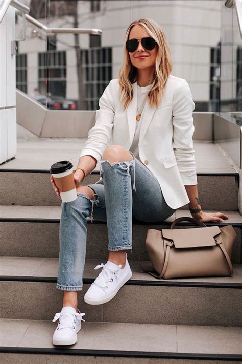 Más De 10 Outfits Que Demuestran El Poder Del Blazer Blanco Odeón