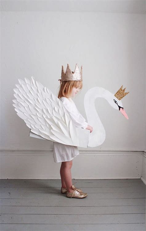 Diy Swan Costume Mermag Bloglovin Baby Costumes Halloween