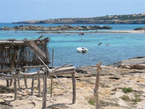Spiaggia Nudisti Formentera Ibiza Settembre Foto Di Playa Es Pujols Formentera