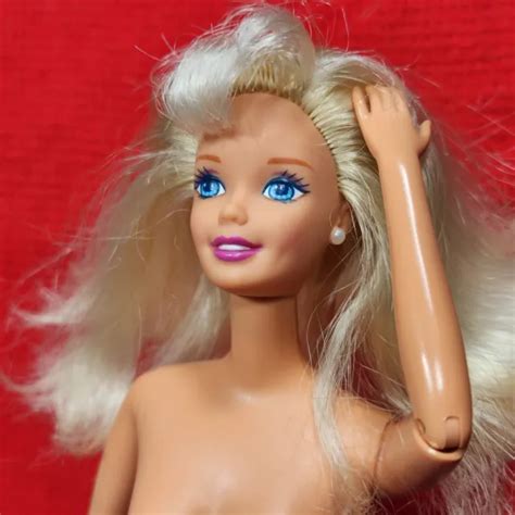 Mattel Barbie Doll Vintage Long Blonde Hair Blue Green Blue Eyes Nude