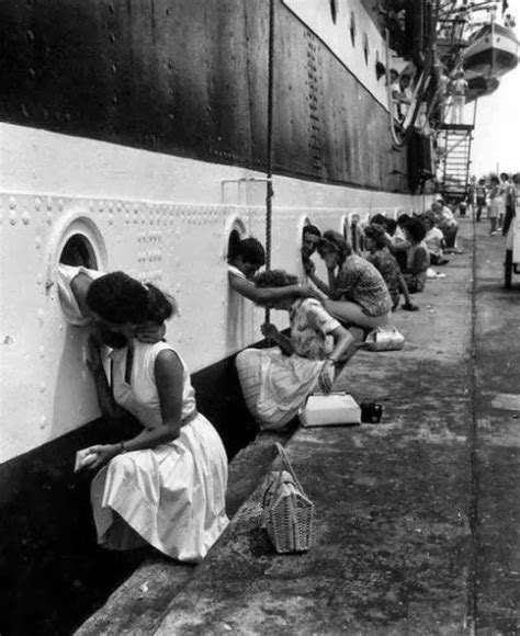How Glory Holes Were Invented Last Kiss Vintage Photography Vintage Photos