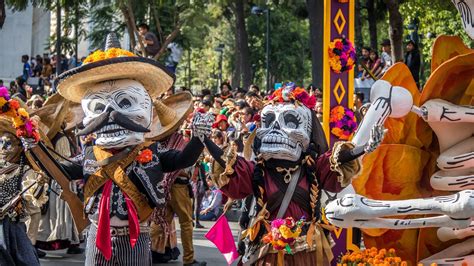 Biggest Dia De Los Muertos Celebration In Mexico Emayert