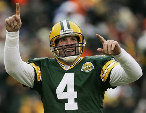 Brett Favre To Enter Packers Hall Of Fame Have Number Retired In 2015
