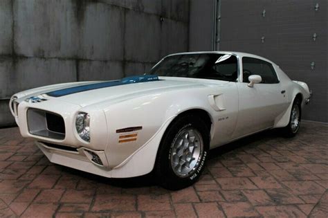 Kwa mamkhize reality tv star and wealthy businesswoman shauwn mamkhize mkhize has reacted to her soccer team royal am fc losing the controversial promotion they thought they had in the bag. 1971 Royal Pontiac Trans Am PHS Bobcat 81,691 Miles White ...