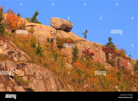 Bubble Rock Acadia National Park Maine Usa Stock Photo Alamy