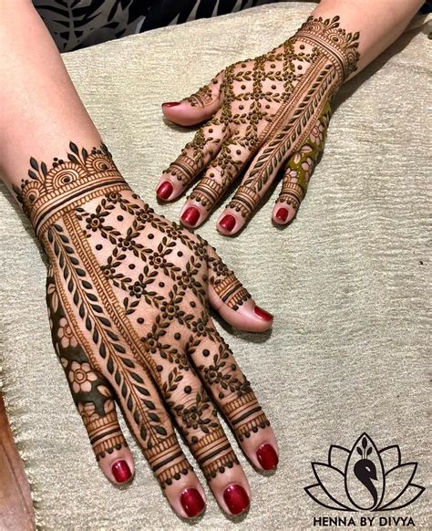 Bookmark These 15 Best Back Of The Hand Bridal Mehendi Designs For