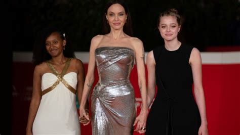 Brad Pitt And Angelina Jolie Teen Daughter Shiloh May Start Modeling