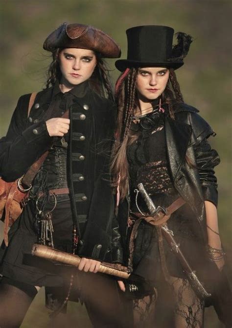 I Love These Kind Of Victoria Steampunk Pirates Pirate Steampunk Cosplay Steampunk Mode