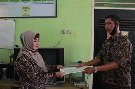 The tawakalna ala allah operations (arabic: Pelantikan Kepala MTs Islamic Centre Kabupaten Cirebon ...