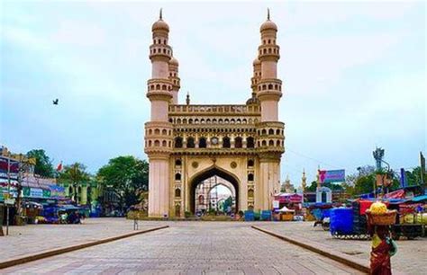 5 Iconic Hyderabad Monuments That You Must Visit