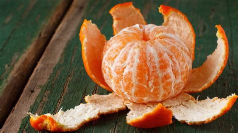 Whole Foods Criticized For Selling Peeled Oranges In Plastic Containers