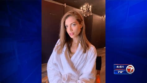 Victorias Secret Hires Valentina Sampaio Its First Openly Transgender