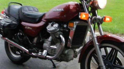 Compare the strengths and weaknesses of this bike with others before. 1982 Honda GL500 SilverWing - YouTube