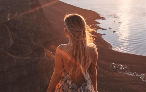 Tips For Traveling With Fine Hair • The Blonde Abroad