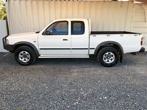 4x4 Ute Ford Courier 2004 White Used Vehicle Sales