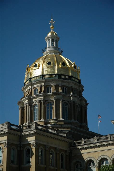 Iowa State Capitol Building Des Moines Dome From Northea Flickr