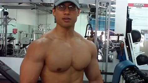 Workout Inspiration Net Tuan Tran Floor Presses For Big Chest