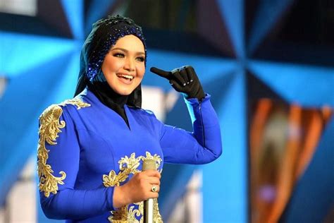 Malaysian Singer Siti Nurhaliza Shares Devastating News Of Miscarriage