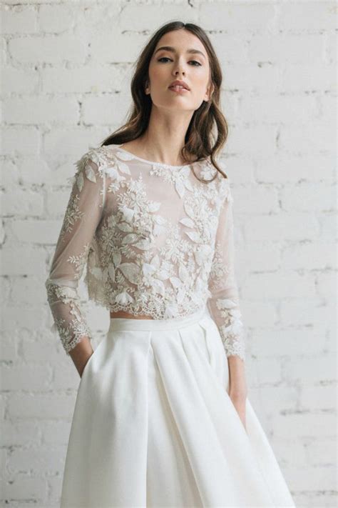 Während die tops entweder ganz aus spitze gefertigt sind oder. Boho Brautkleid von Jurgita Bridal | Zweiteiliges ...