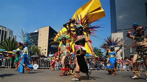 Chilango Fotos Y Videos As Fue El Desfile Por El D A De Muertos En Cdmx