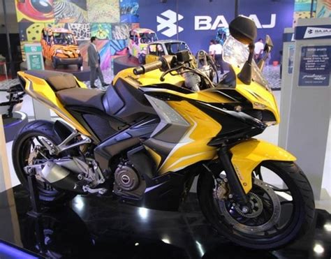 Bajaj Pulsar SS200 CS400 Price in India and Specifications