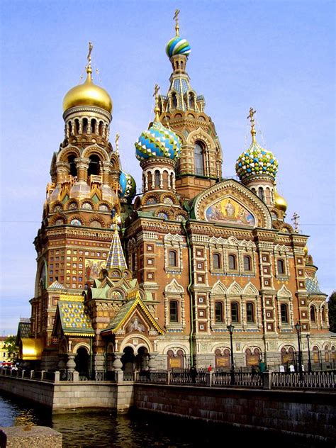 Start planning your perfect visit to st. Sankt Petersburg | Divertis Tour