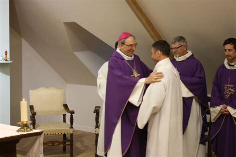 Visite De Mgr Dognin Au Séminaire Devenir Prêtre Catholique En