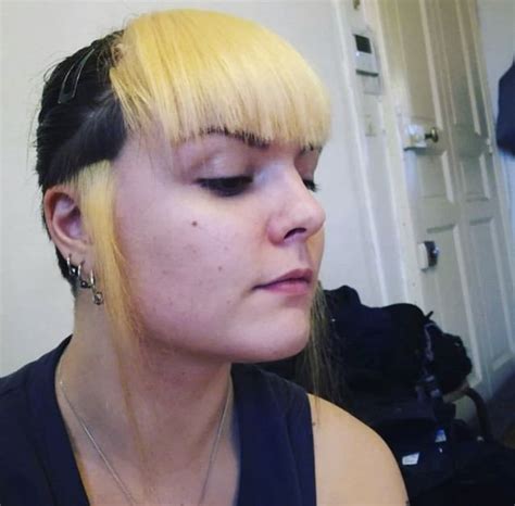 Pin By David Connelly On Dyed Or Bleached Bangs 05 Fashion Bangs Dye