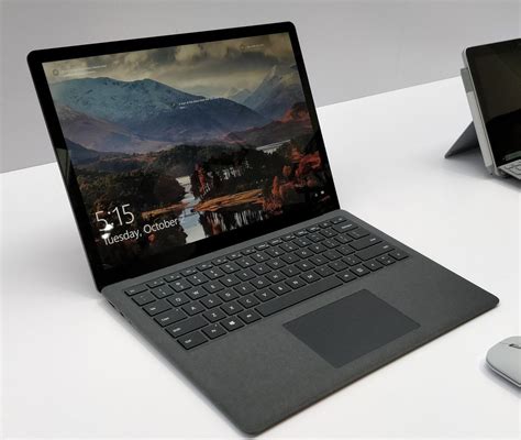 Surface Laptop 2 Black Wallpaper