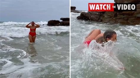 Influencers Hilarious Beach Fail Herald Sun