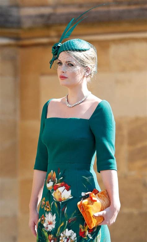 The bride's intricate dolce & gabbana gown takes center stage in several of spencer's new instagram posts. 7 Times Lady Kitty Spencer Dressed Exactly Like Her Aunt ...