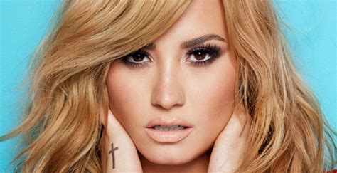 She's gone from golden highlights to demi lovato hair colors |. demi lovato | Honey brown hair color, Honey brown hair ...