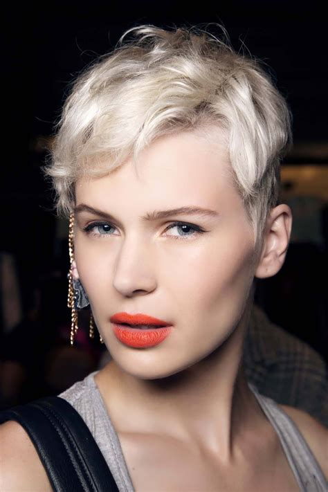 Short Hairstyles 2017 13 Looks To Rock This Year