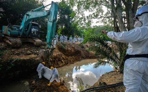 More waste dumping within 5km of sg kim kim found. Government mulls amending law on environment after Sungai ...