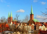 LÜBECK, Innenstadt-Kirche und Aussichtsturm St. Petri - Staedte-fotos.de