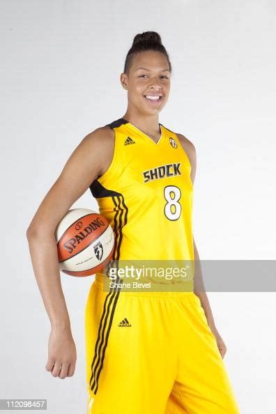 Liz Cambage Poses For A Portrait A Day After Being Signed To The