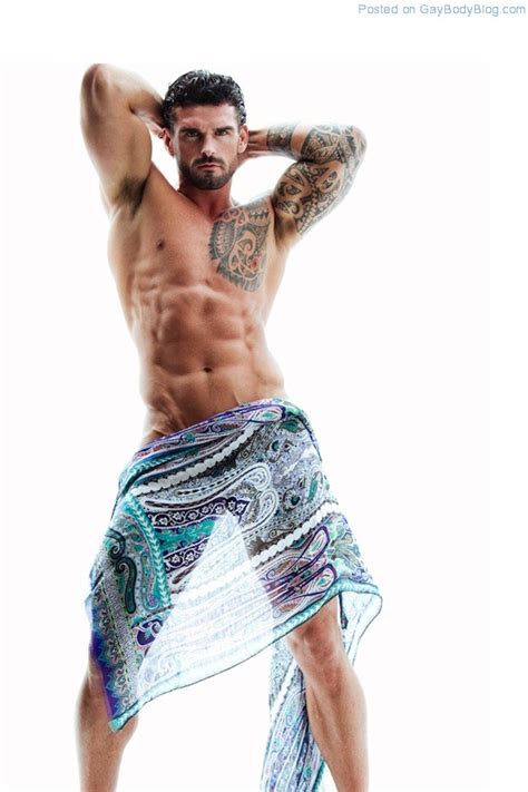 Muscled Rugby Hunk Stuart Reardon Nude Men Nude Male Models Gay Selfies Gay Porn