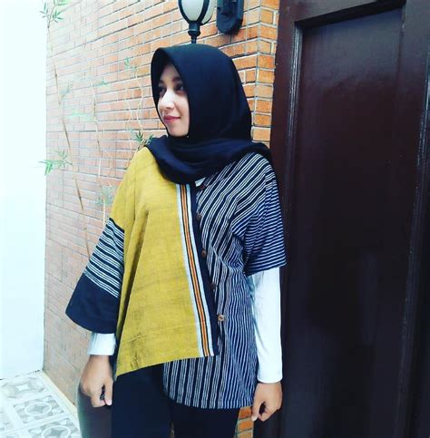 Ddu shipment adalah singkatan dari delivered dutytax unpaid atau kebalikan dari ddp shipment, dimana terma dagang ini pajak dan urusan kepabeanan lainnya bukan tanggungan pihak seller/ penjual. ain tenun lurik ATBM halusan - kelebihan kain tenun atbm ...