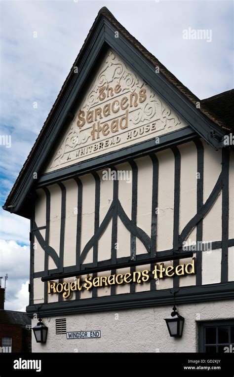 Saracens Head Pub Hi Res Stock Photography And Images Alamy