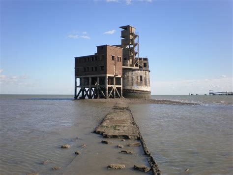 Sea Fort For Sale Buy A Massive Maritime Mansion In Britain Urbanist