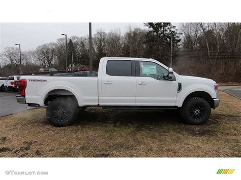 Oxford White 2020 Ford F250 Super Duty Lariat Crew Cab 4x4 Tremor Off